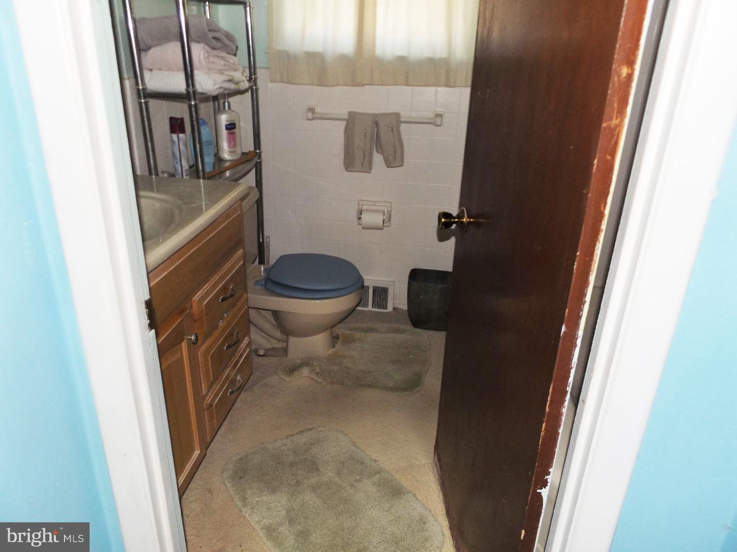 971 Victoria Road Warminster, PA 18974 - Photo 11 of 15 a bathroom with a toilet and a shower