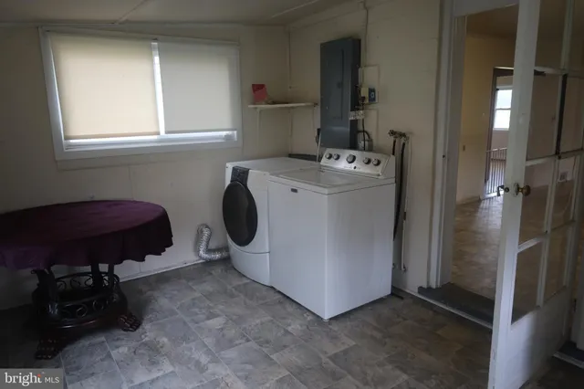 $1,600 | 52 North Main Street, Smithsburg, MD 21783