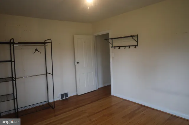 $1,600 | 52 North Main Street, Smithsburg, MD 21783