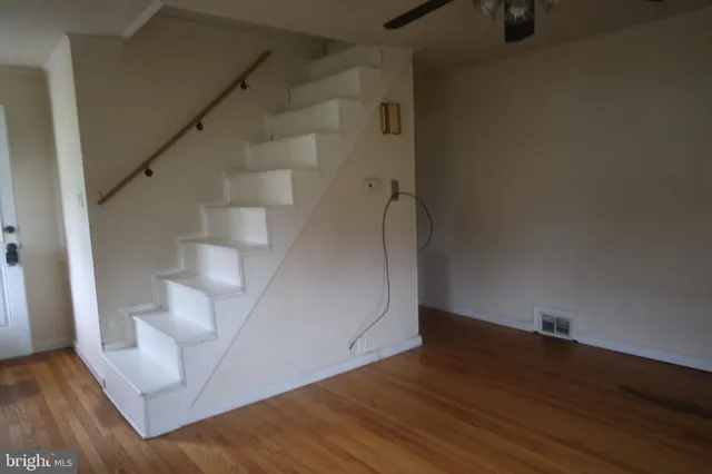 $1,600 | 52 North Main Street, Smithsburg, MD 21783