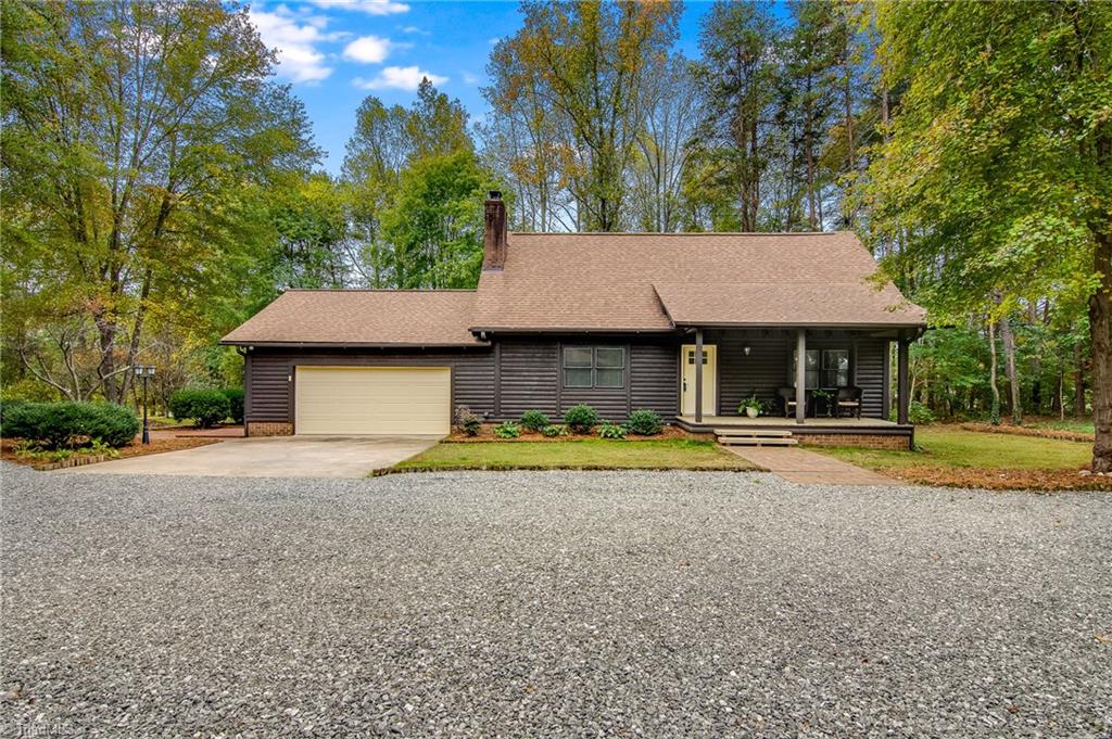 5730 Pepper Road Oak Ridge, NC 27310 - Photo 4 of 30