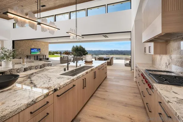 $200,000 | 5968 Ladys Secret Court, Del Mar, CA 92014