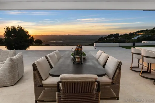 $200,000 | 5968 Ladys Secret Court, Del Mar, CA 92014