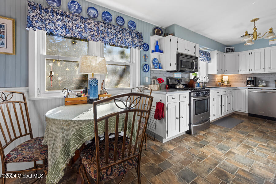 1 Sunset Drive Troy, NY 12182 - Photo 13 of 45 1-Sunset-18