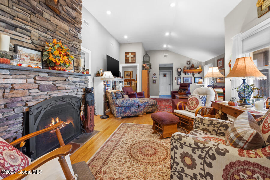 1 Sunset Drive Troy, NY 12182 - Photo 4 of 45 1-Sunset-05