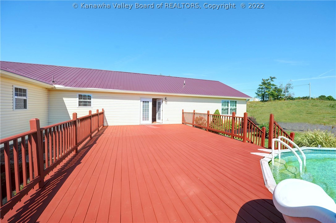 11613 Charleston Road Kenna, WV 25248 - Photo 23 of 28 Gallery Image 23