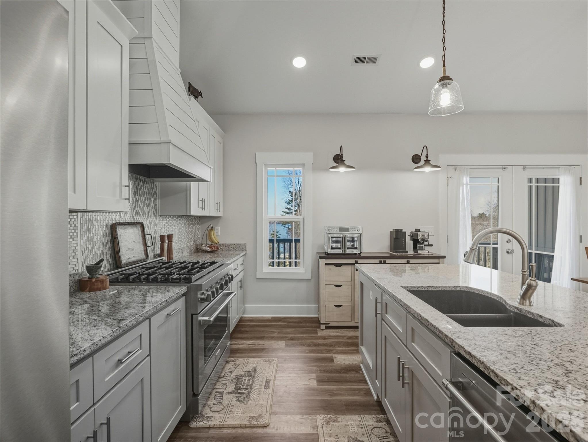 9464 Riviera Drive Sherrills Ford, NC 28673 - Photo 11 of 38