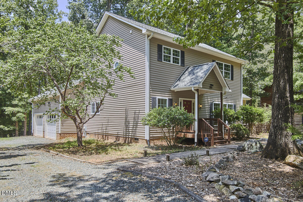 309 Blueridge Road Carrboro, NC 27510 - Photo 3 of 63 015