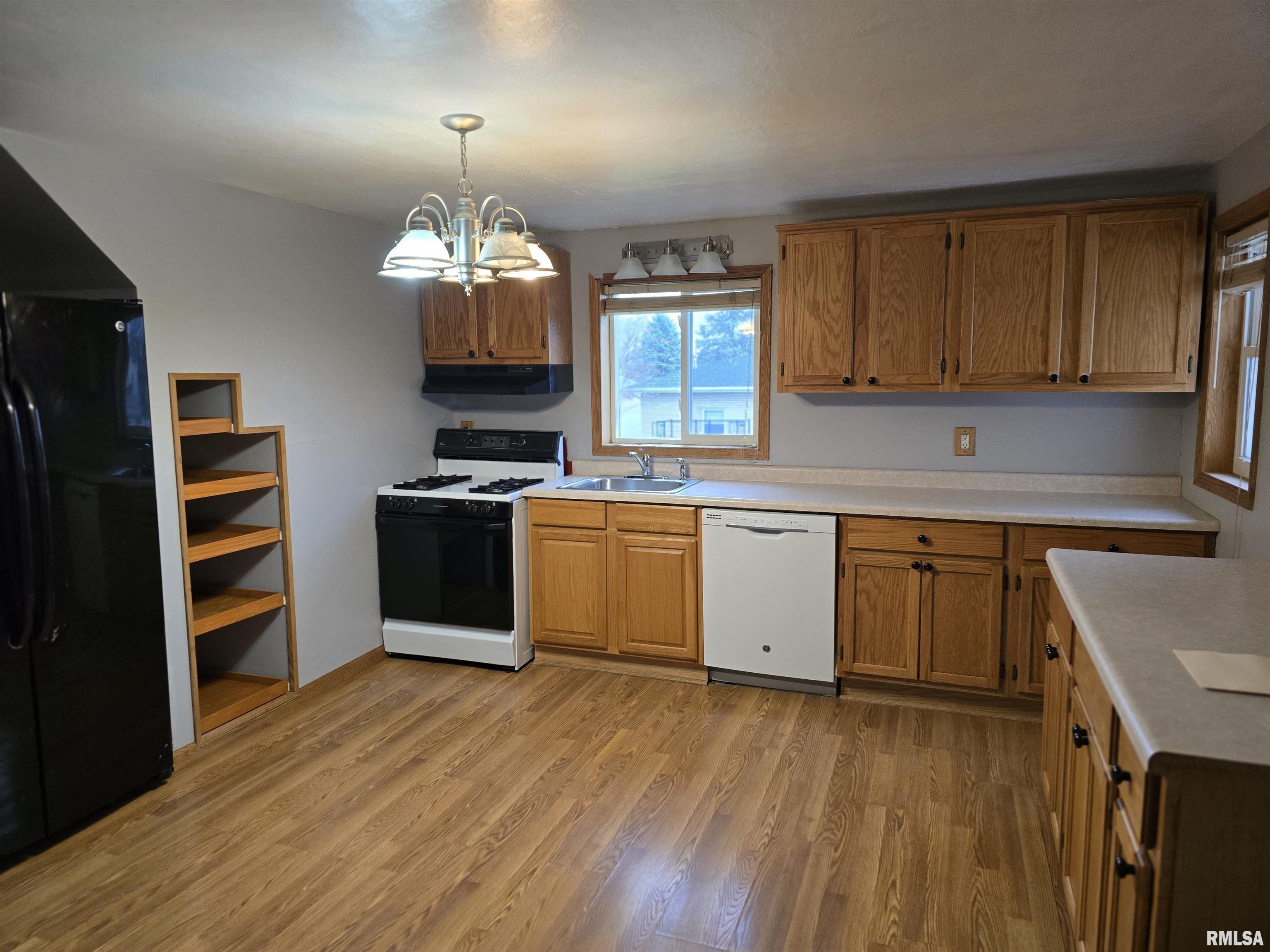 314 North Morgan Street Metamora, IL 61548 - Photo 12 of 25