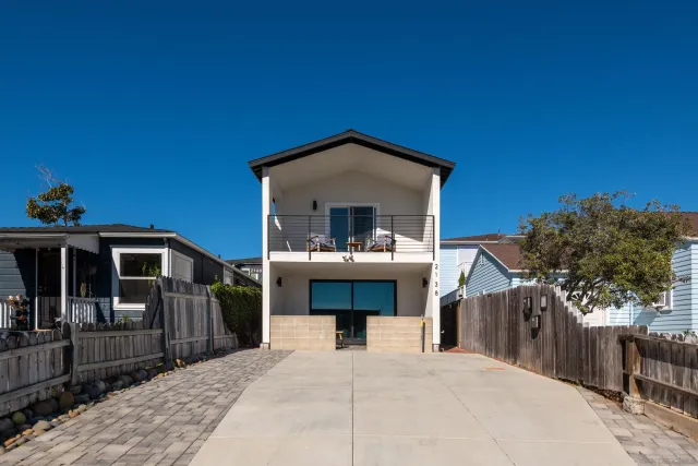 $1,999,000 | 2138-2140 Reed Avenue, San Diego, CA 92109