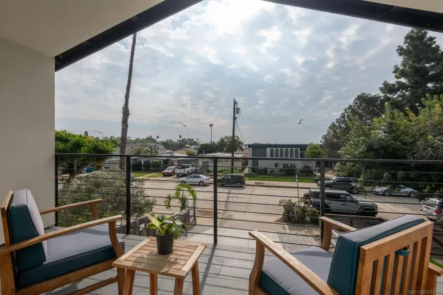 $1,999,000 | 2138-2140 Reed Avenue, San Diego, CA 92109