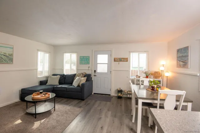 $1,999,000 | 2138-2140 Reed Avenue, San Diego, CA 92109