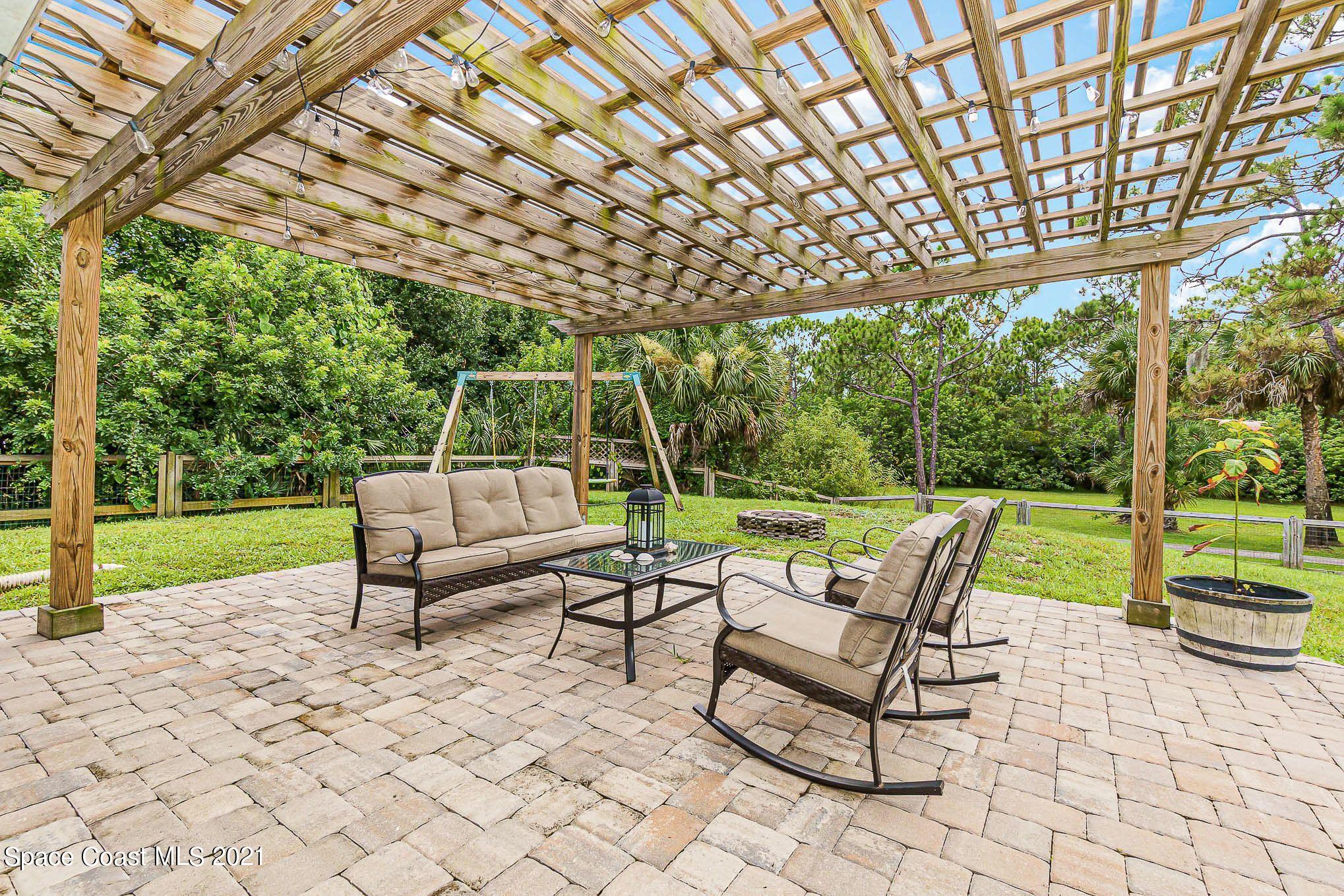 4357 Ligustrum Drive Melbourne, FL 32934 - Photo 28 of 40 4357 Ligustrum Dr 34