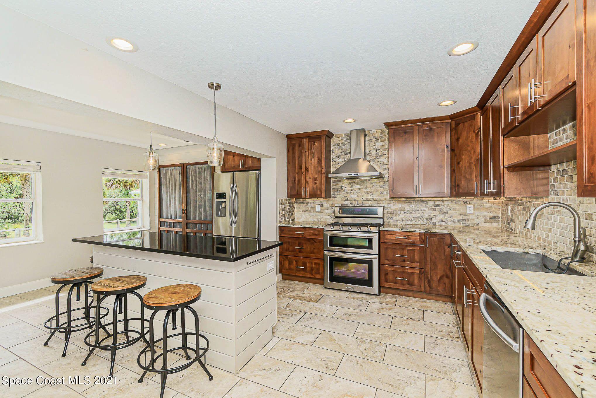 4357 Ligustrum Drive Melbourne, FL 32934 - Photo 4 of 40 4357 Ligustrum Dr 4