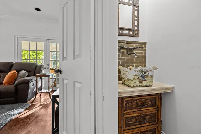 $425,000 | 24121 West U.S. Highway 27, High Springs, FL 32643