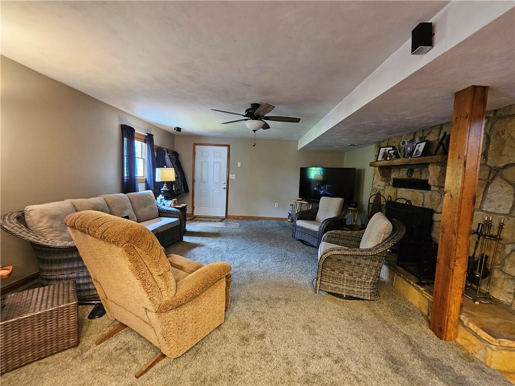 323 Hoon Road Butler, PA 16001 - Photo 38 of 49 a living room with furniture