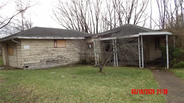 $11,000 | 926 Stambaugh Avenue, Farrell, PA 16121