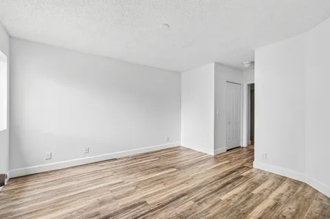 $269,000 | 3795 Island Club Circle East, Unit 10, Lake Worth, FL 33462