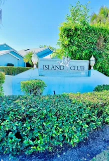 $220,000 | 3795 Island Club Circle East, Unit 10, Lake Worth, FL 33462