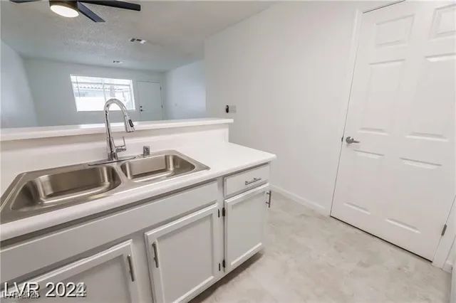 $1,550 | 2117 Chertsey Drive, Unit C, Las Vegas, NV 89108