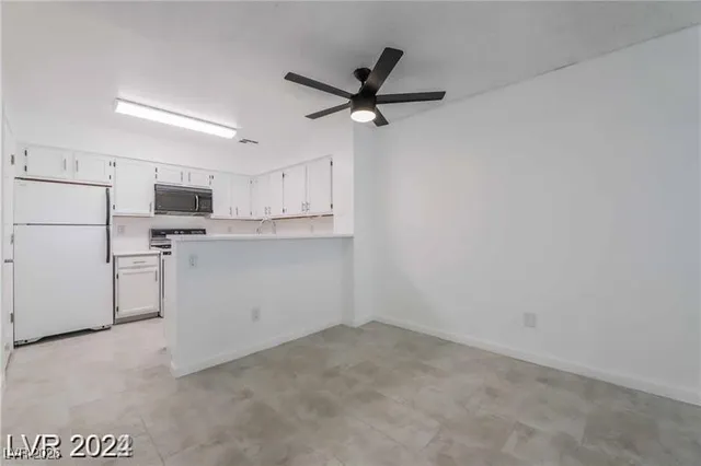 $1,550 | 2117 Chertsey Drive, Unit C, Las Vegas, NV 89108