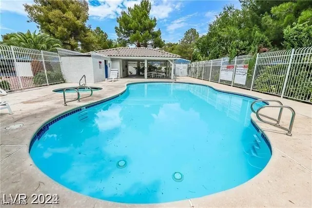 $1,550 | 2117 Chertsey Drive, Unit C, Las Vegas, NV 89108