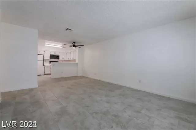 $1,550 | 2117 Chertsey Drive, Unit C, Las Vegas, NV 89108
