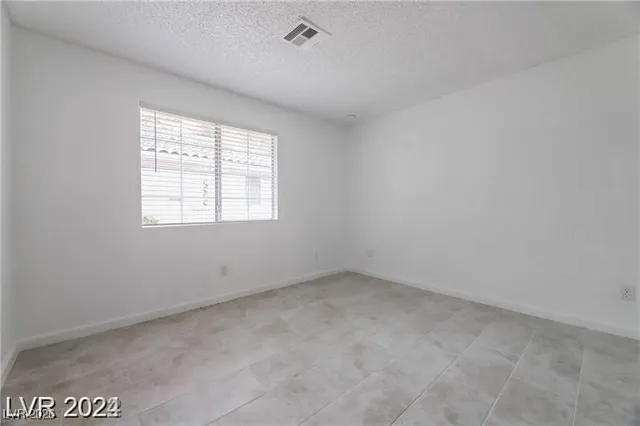 $1,550 | 2117 Chertsey Drive, Unit C, Las Vegas, NV 89108