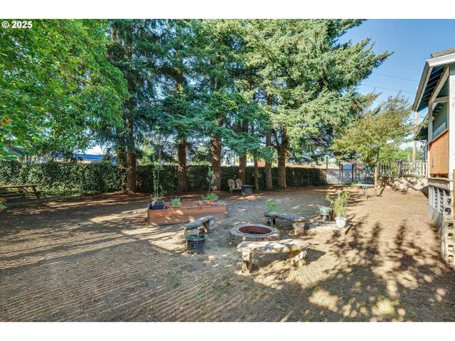 a picture of floor plan