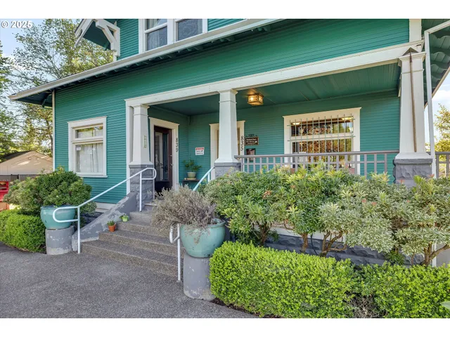 $899,000 | 835 North Main Avenue, Gresham, OR 97030