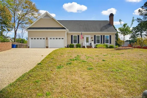 $475,000 | 605 Longwood Place, Fayetteville, NC 28314