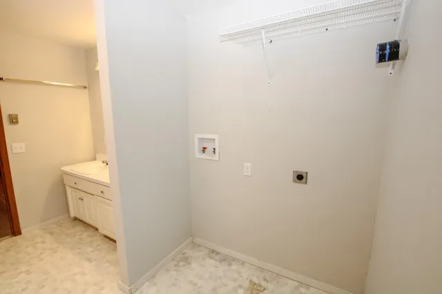 $239,900 | 1715 Nokomis Street, Alexandria, MN 56308