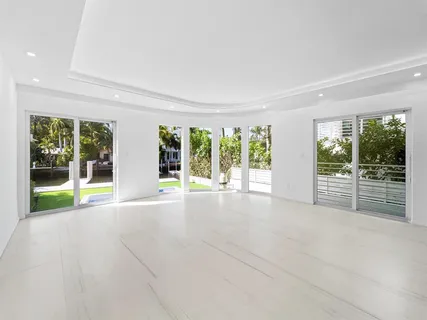 $2,900,000 | 423 Hendricks Isle, Fort Lauderdale, FL 33301