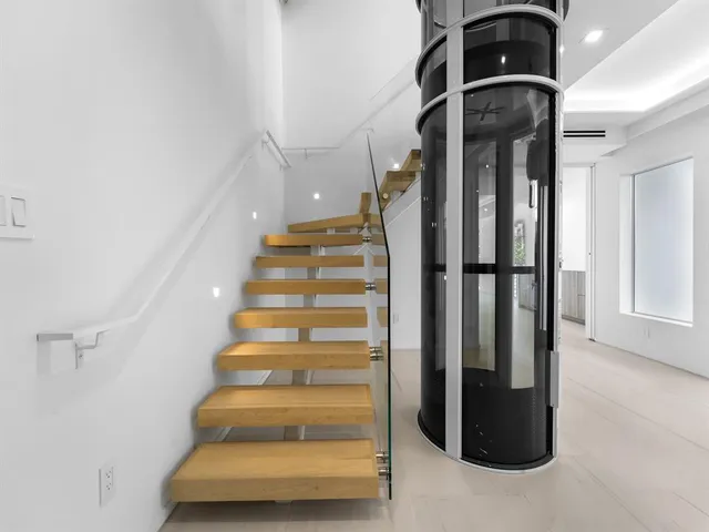 $2,900,000 | 423 Hendricks Isle, Fort Lauderdale, FL 33301