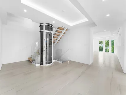 $2,900,000 | 423 Hendricks Isle, Fort Lauderdale, FL 33301