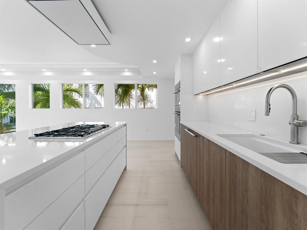 423 Hendricks Isle Fort Lauderdale, FL 33301 - Photo 45 of 77