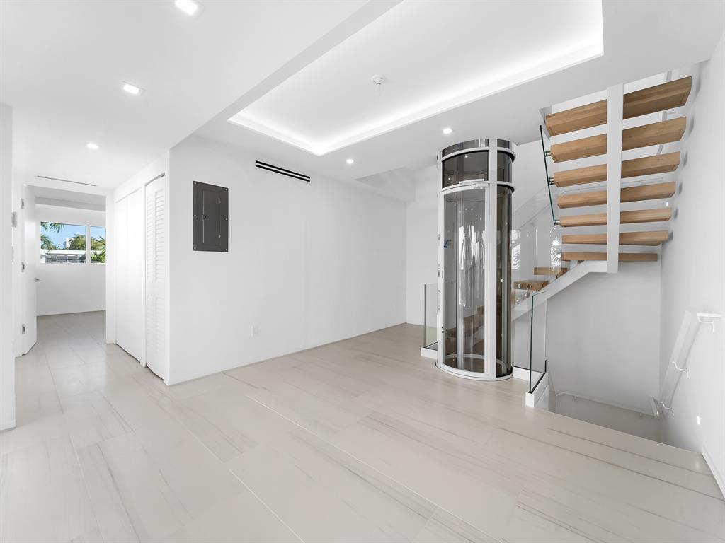 423 Hendricks Isle Fort Lauderdale, FL 33301 - Photo 50 of 77