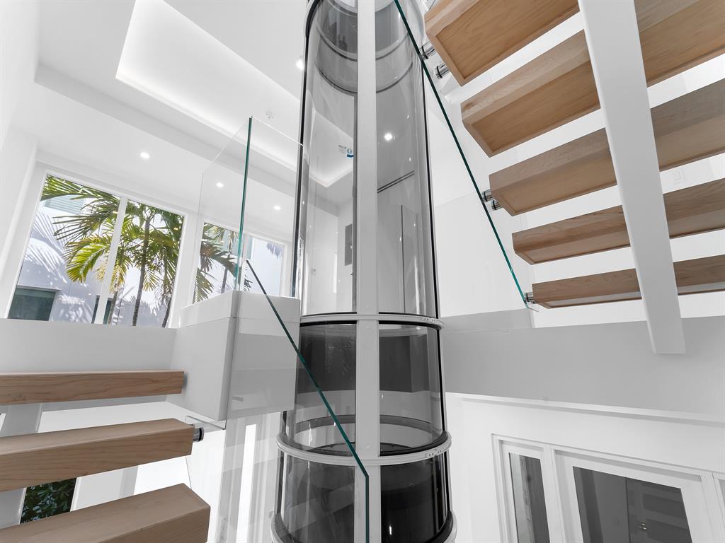 423 Hendricks Isle Fort Lauderdale, FL 33301 - Photo 56 of 77