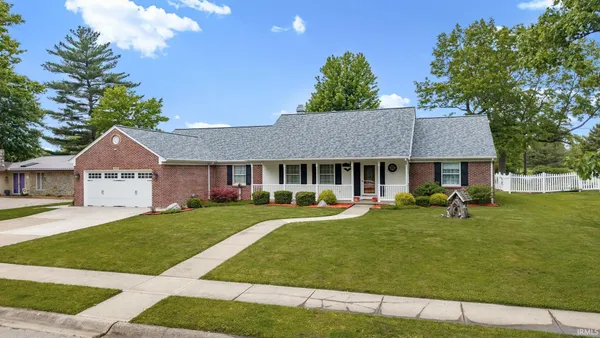 $360,000 | 1811 North Hawthorne Road, Marion, IN 46952