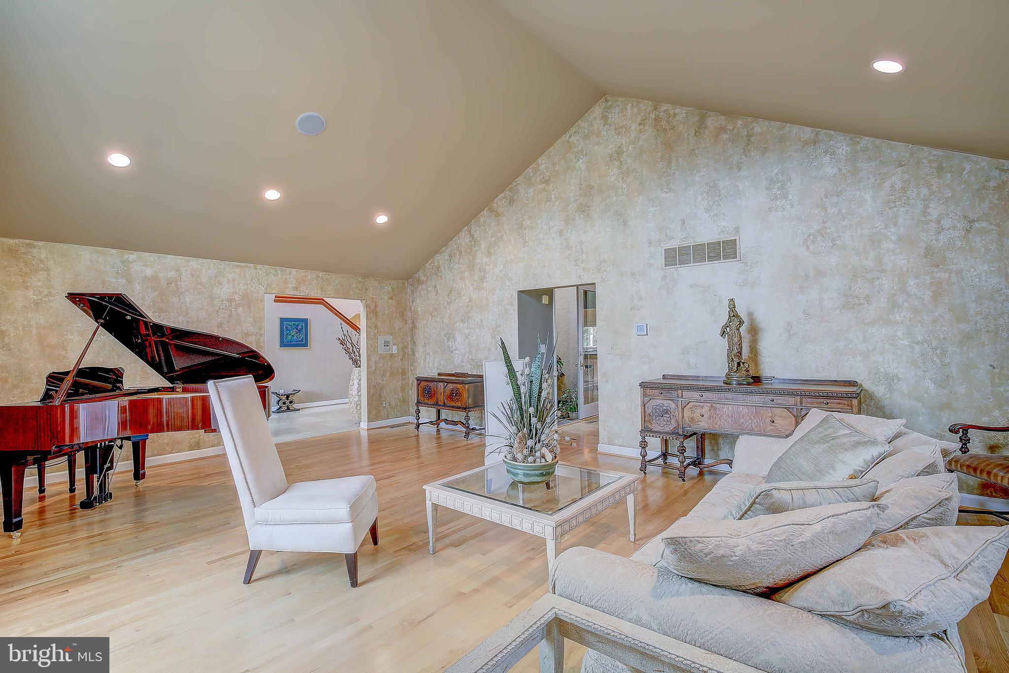 3422 Hidden River View Road Annapolis, MD 21403 - Photo 16 of 62 Gallery Image 16