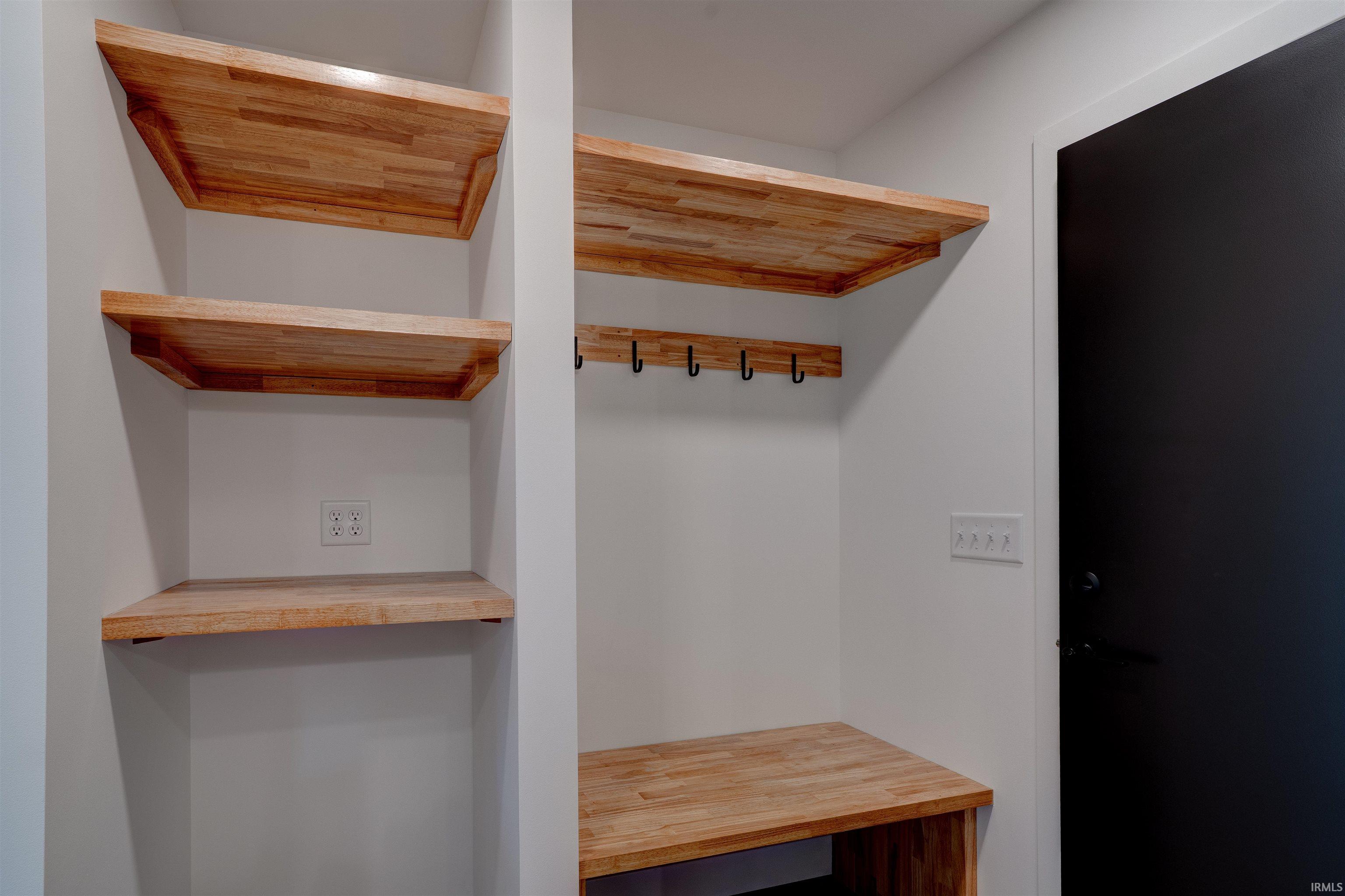 1310 Mockingbird Lane Mount Vernon, IN 47620 - Photo 15 of 36