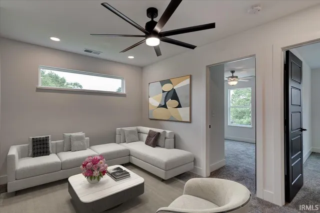 $410,990 | 1310 Mockingbird Lane, Mount Vernon, IN 47620