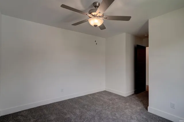 $410,990 | 1310 Mockingbird Lane, Mount Vernon, IN 47620