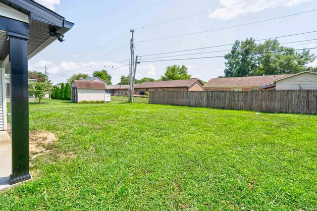 $410,990 | 1310 Mockingbird Lane, Mount Vernon, IN 47620