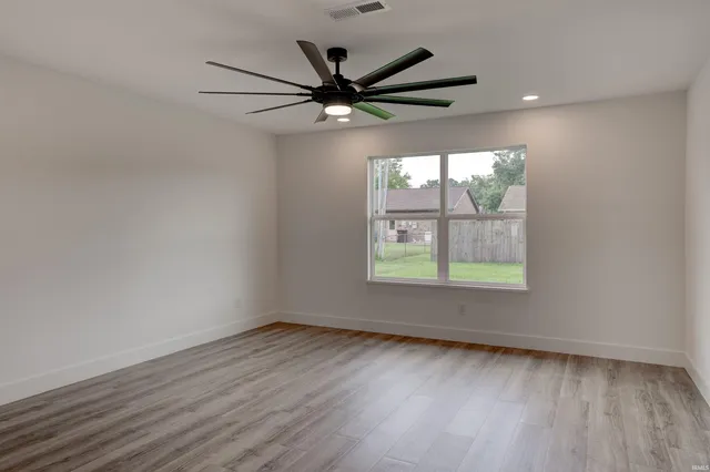 $405,000 | 1310 Mockingbird Lane, Mount Vernon, IN 47620