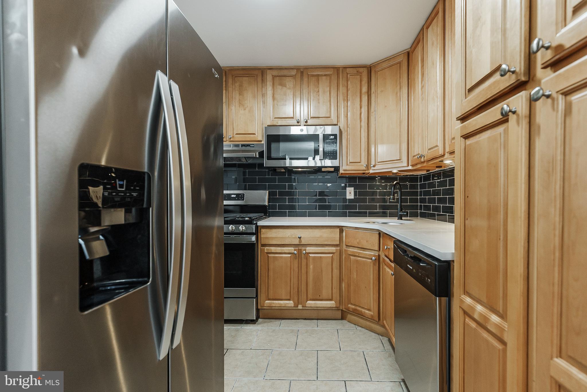 11935 Covert Road Philadelphia, PA 19154 - Photo 7 of 15 Gallery Image 7
