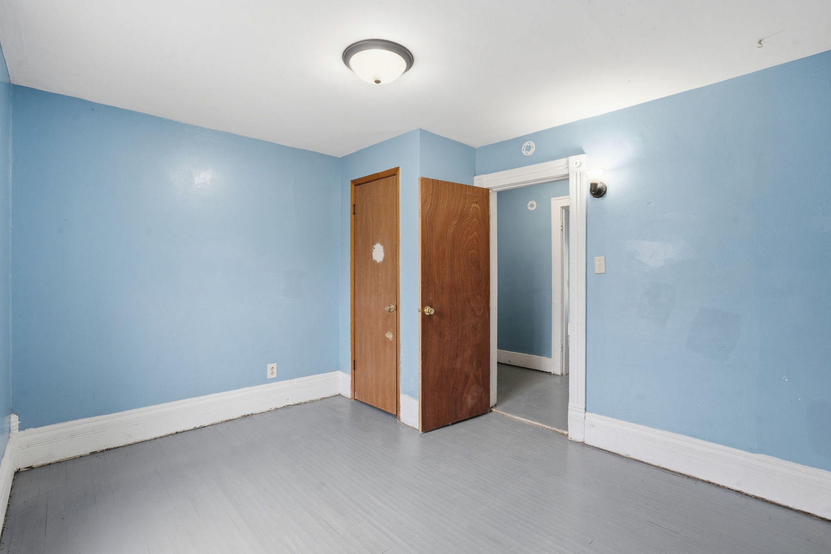 903 44th Street Rock Island, IL 61201 - Photo 17 of 28 an empty room with closet area