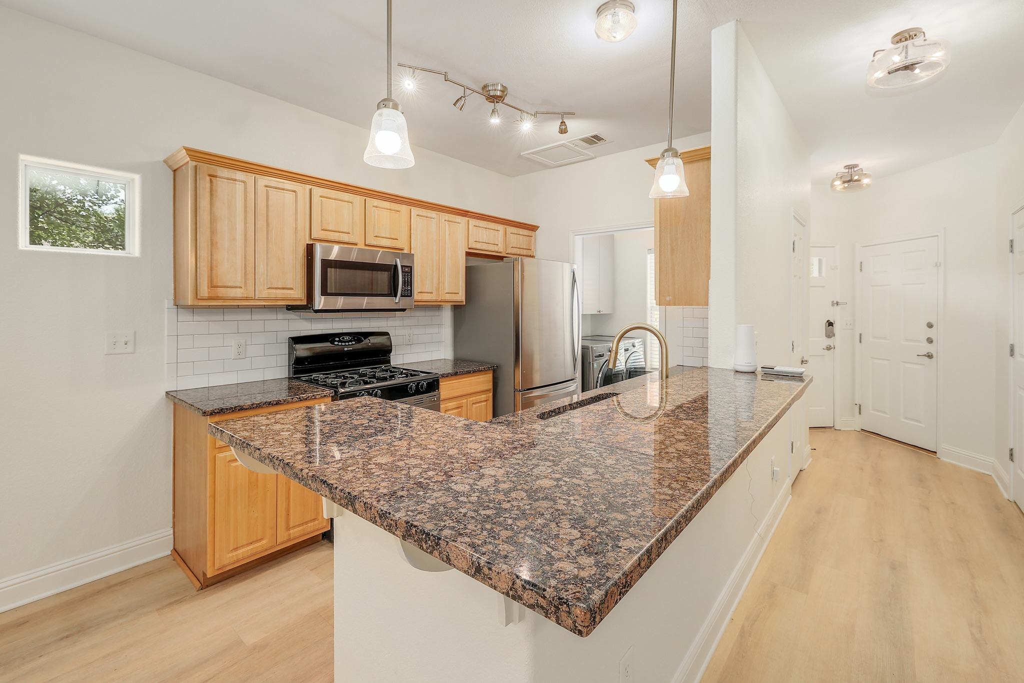 4803 A Pecan Springs Road, Unit B Austin, TX 78723 - Photo 13 of 27
