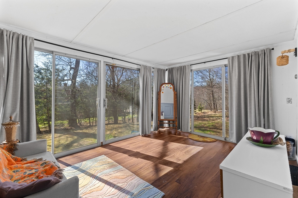 4 Crestwood Road Paxton, MA 01612 - Photo 13 of 29