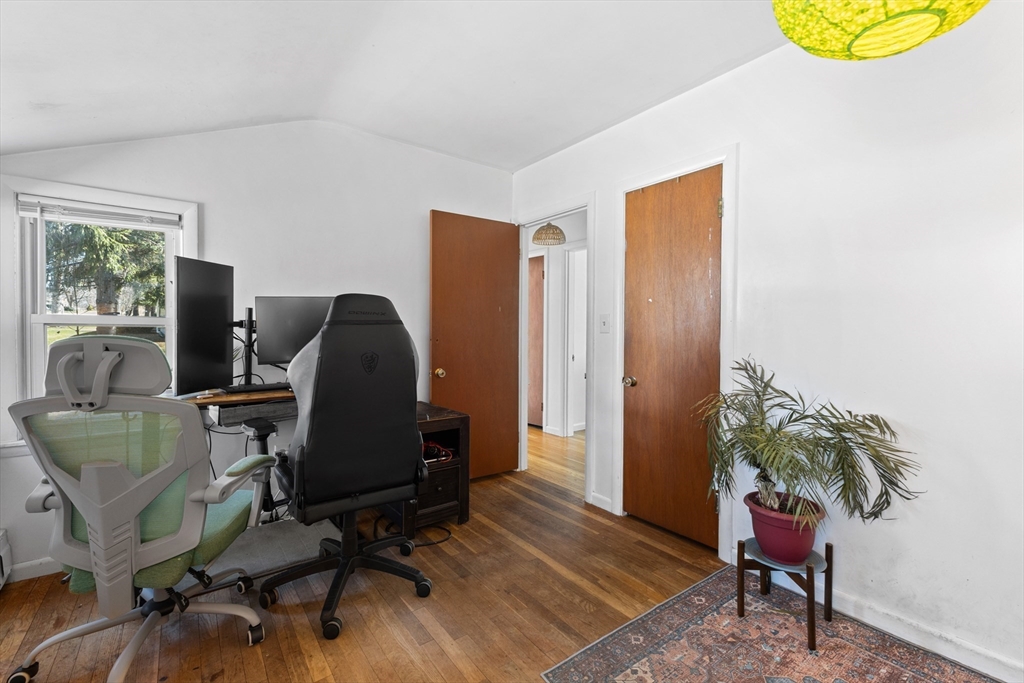 4 Crestwood Road Paxton, MA 01612 - Photo 17 of 29